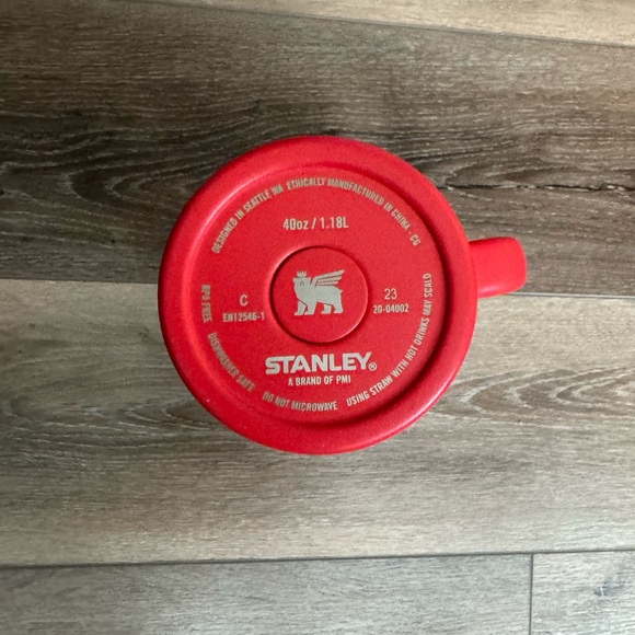 Limited Edition Target Valentines Stanley - Picture 3 of 4